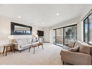 Photo #1: 335073169 Listing 