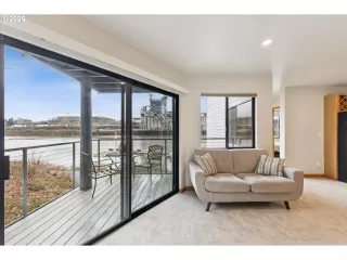 Photo #3: 335073169 Listing 