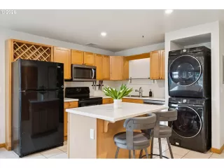 Photo #4: 335073169 Listing 