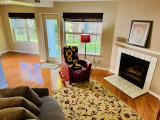 Photo #3: 336289547 Listing 