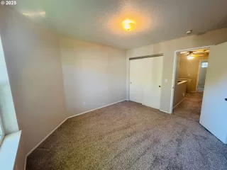 Photo #6: 336289547 Listing 