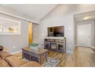 Photo #6: 336456970 Listing 