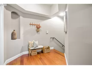 Photo #6: 337222666 Listing