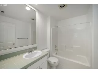 Photo #6: 337851572 Listing