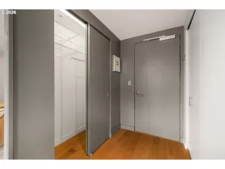 Photo #3: 337924533 Listing 