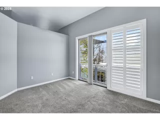 Photo #6: 338809628 Listing