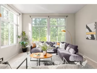 Photo #3: 338833280 Listing