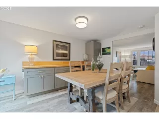 Photo #5: 339406297 Listing