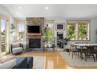 Photo #2: 339639630 Listing