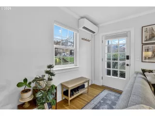 Photo #3: 339892436 Listing