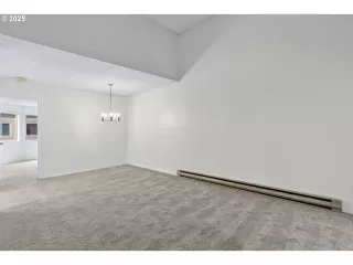 Photo #3: 340572642 Listing