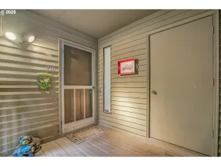 Photo #5: 340743667 Listing