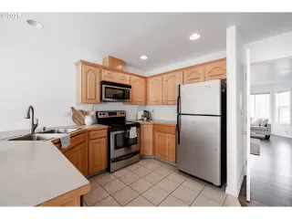 Photo #5: 341281852 Listing 