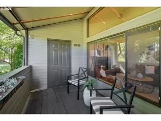 Photo #6: 341451863 Listing