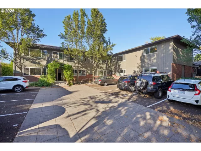 MLS: 341455142 Condo For Sale