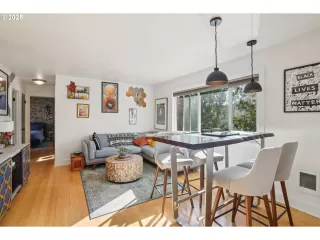 Photo #4: 341455142 Listing 