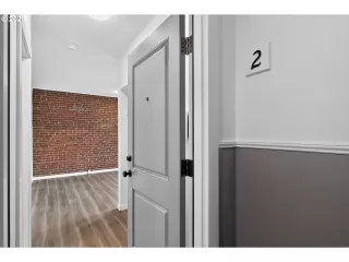 Photo #3: 341493520 Listing