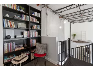 Photo #2: 341610530 Listing