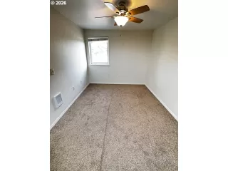 Photo #3: 341833100 Listing