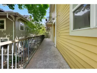 Photo #4: 341846147 Listing 