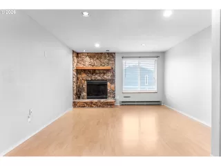 Photo #4: 342127190 Listing 