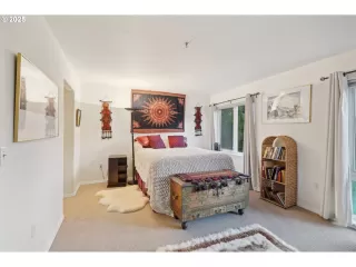 Photo #4: 342152565 Listing