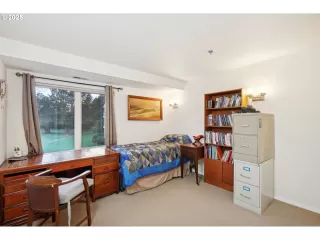 Photo #6: 342152565 Listing