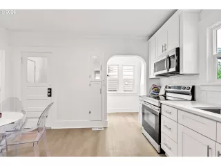 Photo #5: 342754703 Listing 