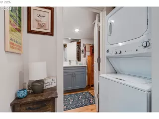 Photo #6: 343088659 Listing