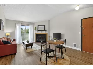 More Details about MLS # 343136292 : 11044 SW GREENBURG RD 321