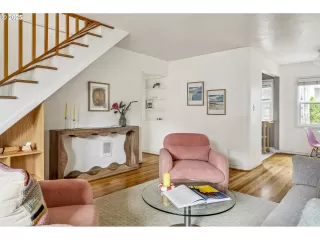 Photo #4: 343295365 Listing