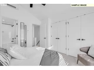 Photo #6: 343945662 Listing