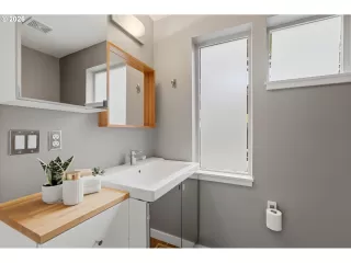 Photo #4: 344272767 Listing 