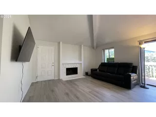 Photo #2: 344385685 Listing 