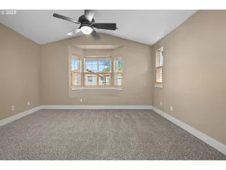 Photo #3: 344409313 Listing