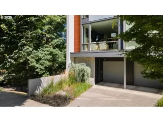 Photo #1: 344521685 Listing