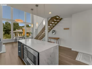 Photo #4: 345027877 Listing