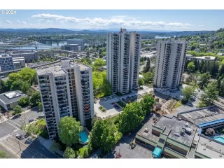 Photo #3: 345391052 Listing