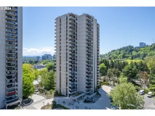 Photo #5: 345391052 Listing