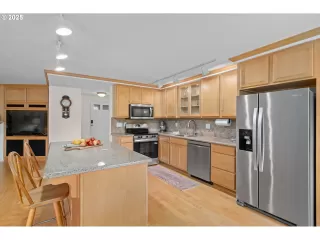 Photo #2: 345881021 Listing 