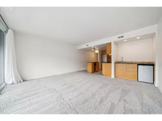 Photo #4: 346151762 Listing