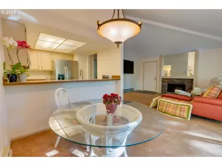 Photo #4: 346831915 Listing 