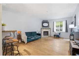 Photo #1: 347859736 Listing 