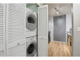 Photo #3: 347859736 Listing 