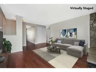 Photo #4: 348499593 Listing