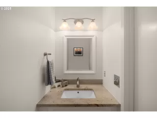 Photo #6: 348760928 Listing