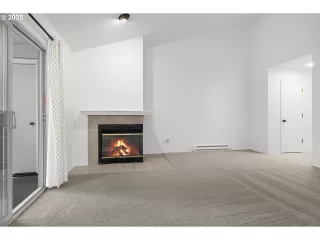 Photo #6: 348764599 Listing 