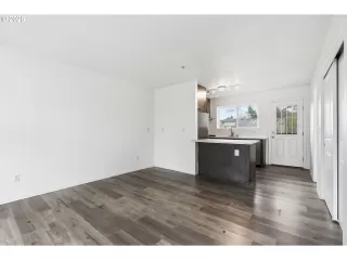 Photo #3: 349062218 Listing 