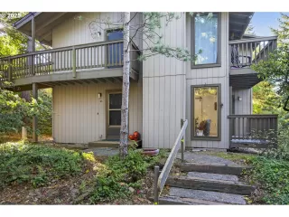 Photo #4: 349108422 Listing