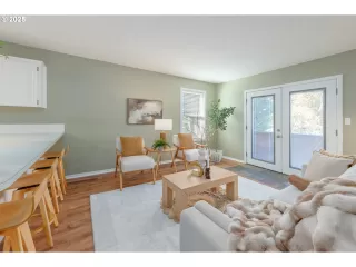 Photo #5: 349144128 Listing 